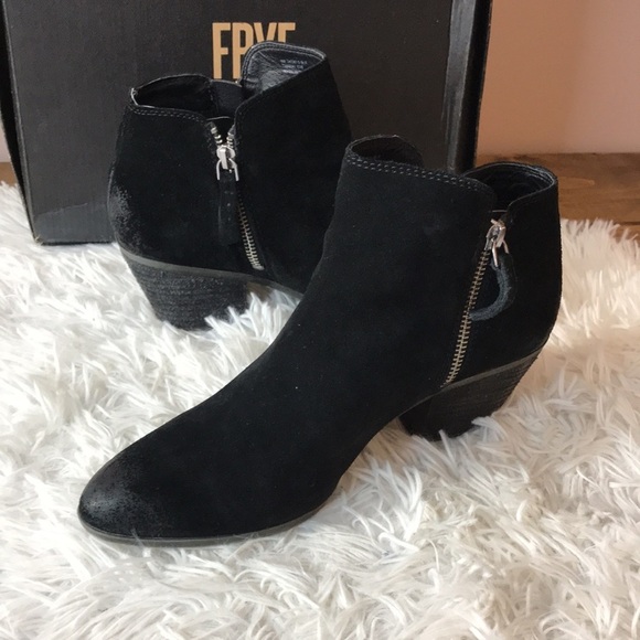 Frye Judy Zip Bootie - Picture 2 of 14